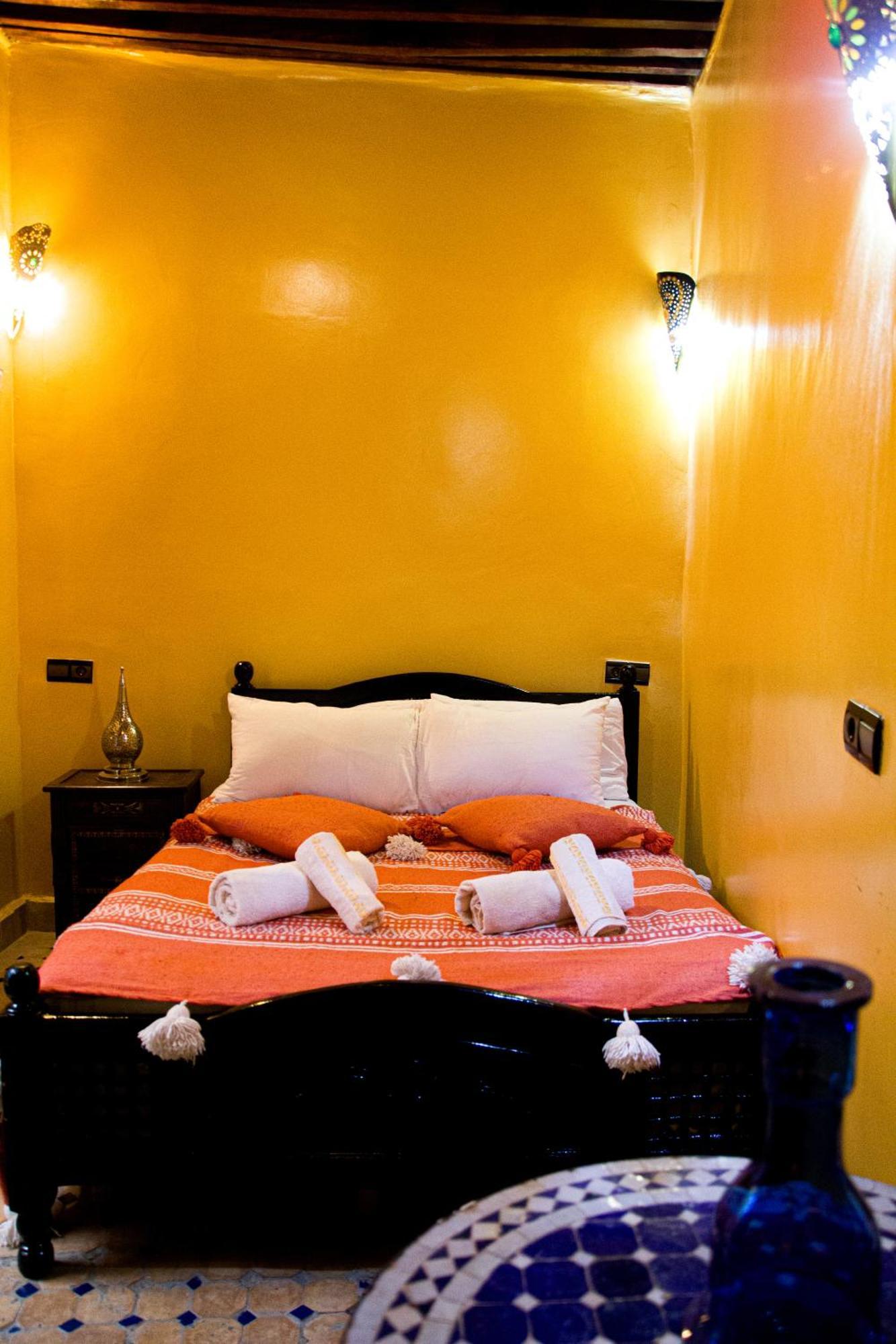 Riad Misk Fez Bagian luar foto