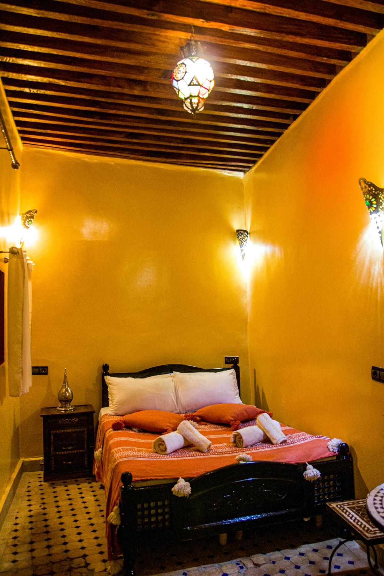 Riad Misk Fez Bagian luar foto
