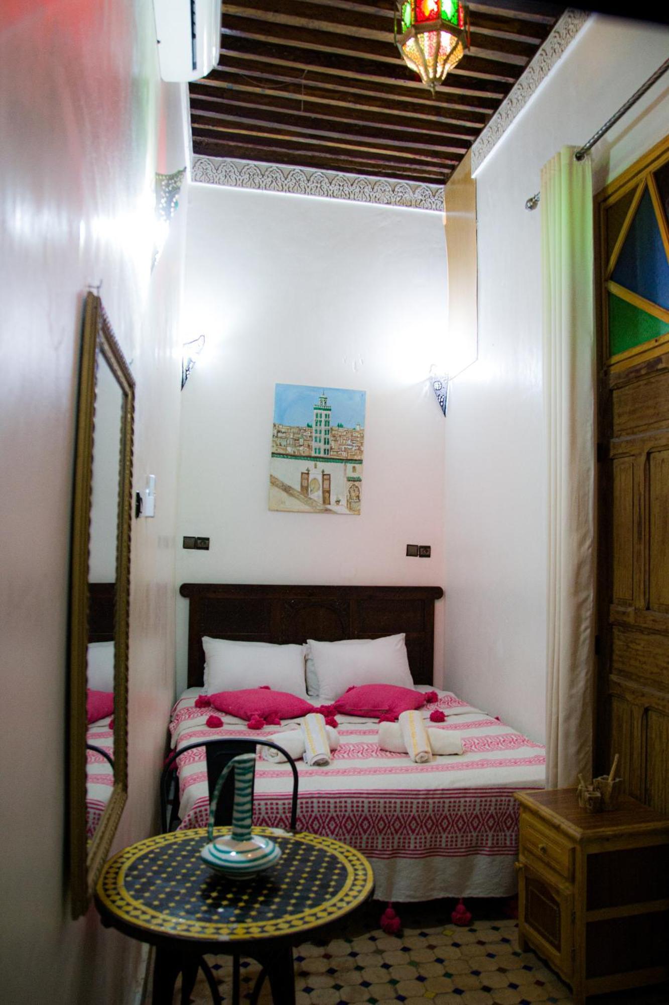 Riad Misk Fez Bagian luar foto
