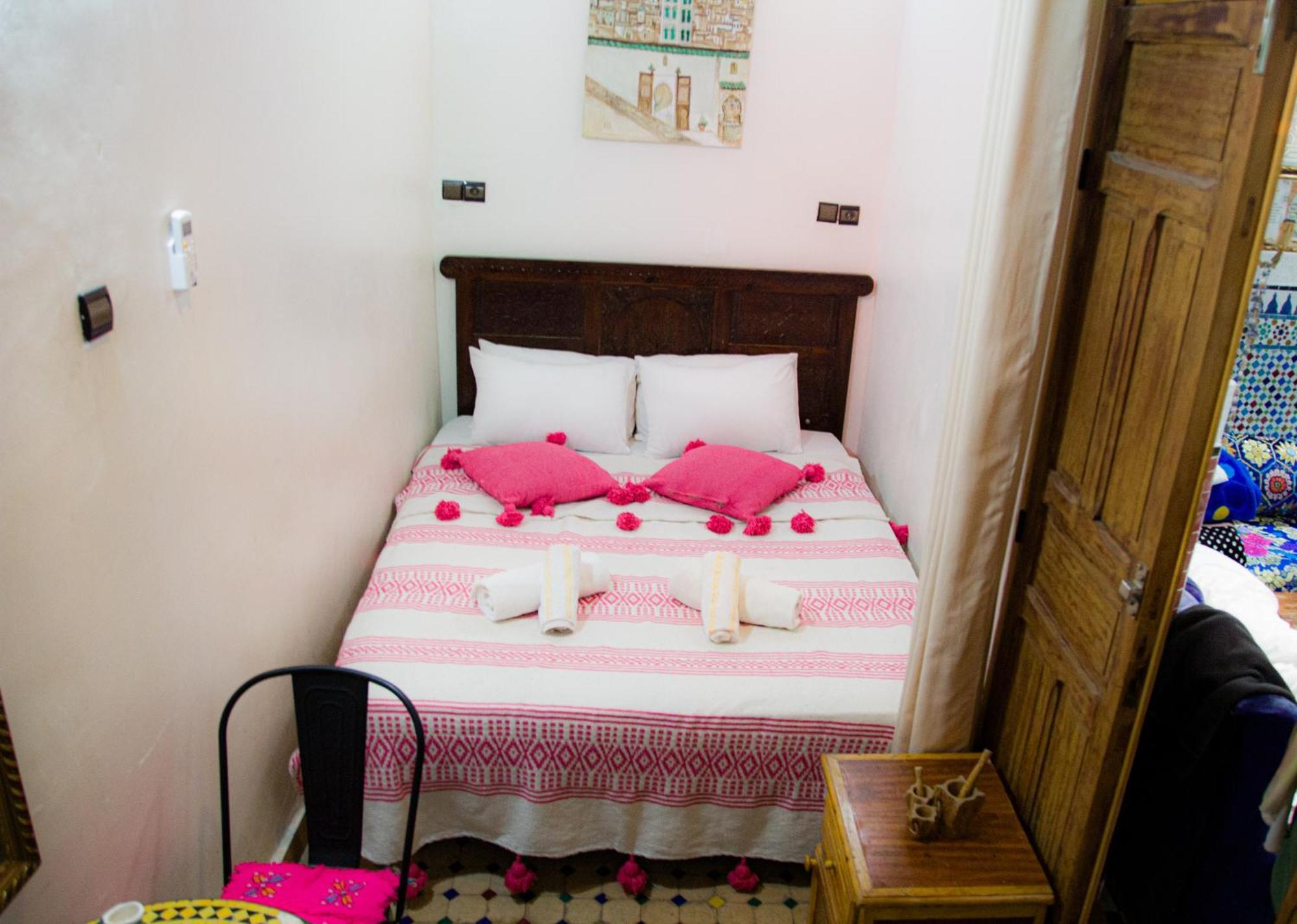 Riad Misk Fez Bagian luar foto